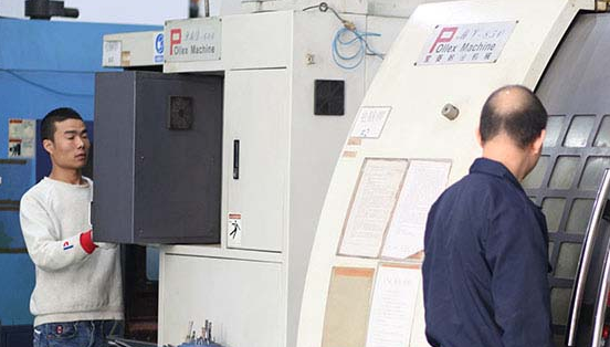 在深圳怎么選擇專業的模具開模廠呢？