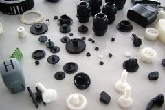 影響塑料制品收縮率的因素有哪些？